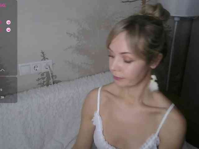 Red_Rose_98 webcam