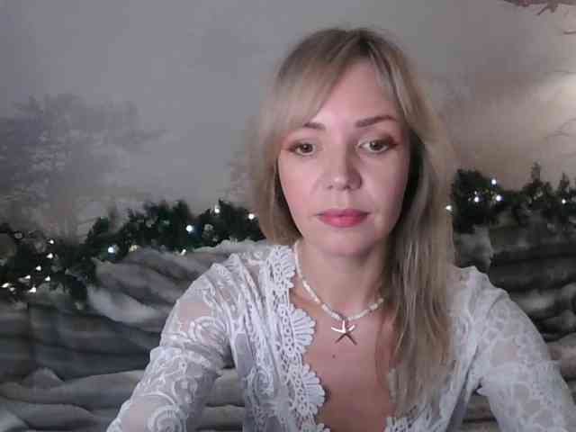 Red_Rose_98 webcam