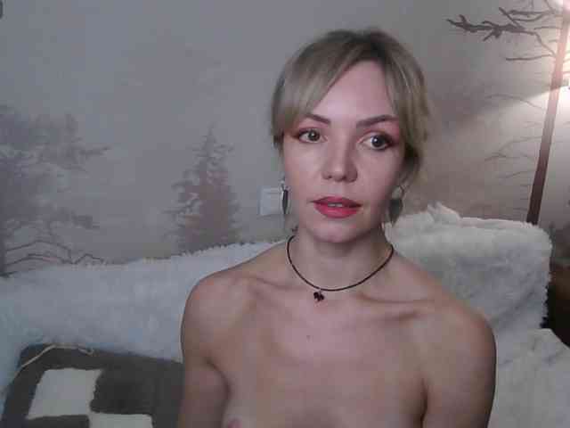 Red_Rose_98 webcam