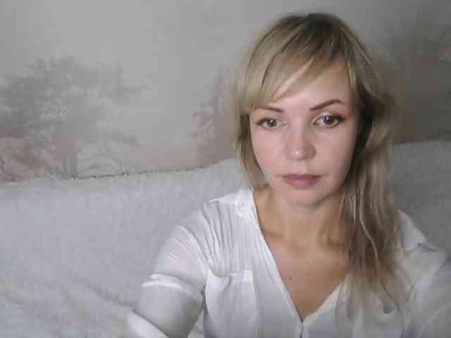 Red_Rose_98 webcam