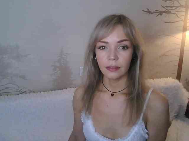 Red_Rose_98 webcam