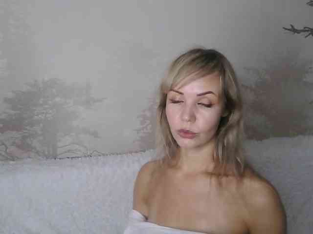 Red_Rose_98 webcam