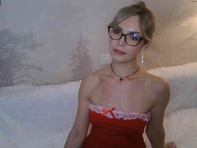 Red_Rose_98 webcam