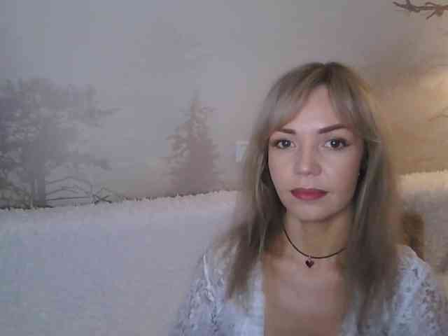 Red_Rose_98 webcam