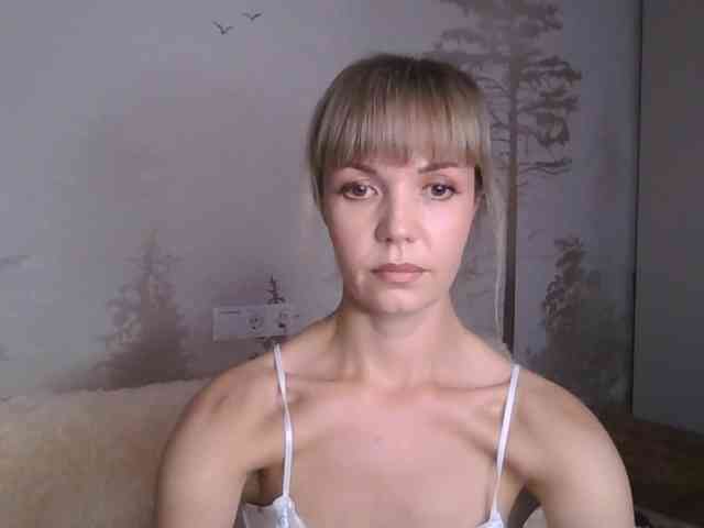 Red_Rose_98 webcam