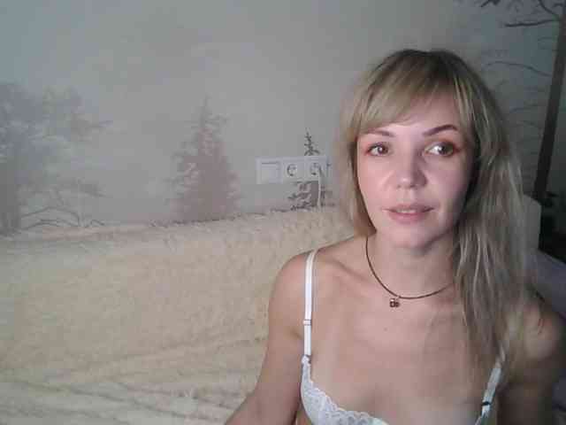 Red_Rose_98 webcam