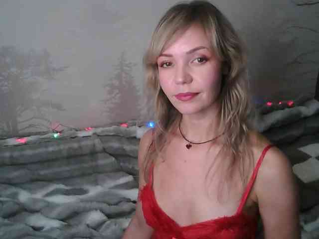 Red_Rose_98 webcam