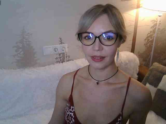 Red_Rose_98 webcam