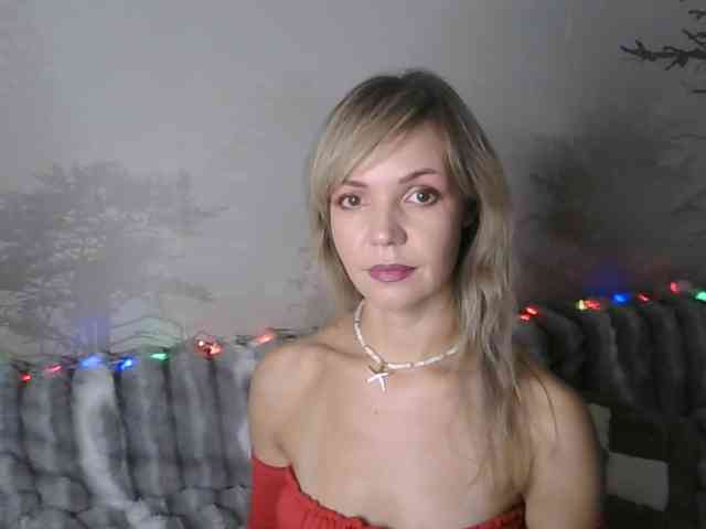 Red_Rose_98 webcam