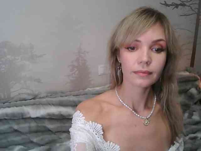 Red_Rose_98 webcam