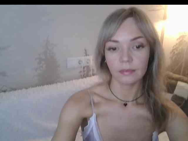 Red_Rose_98 webcam