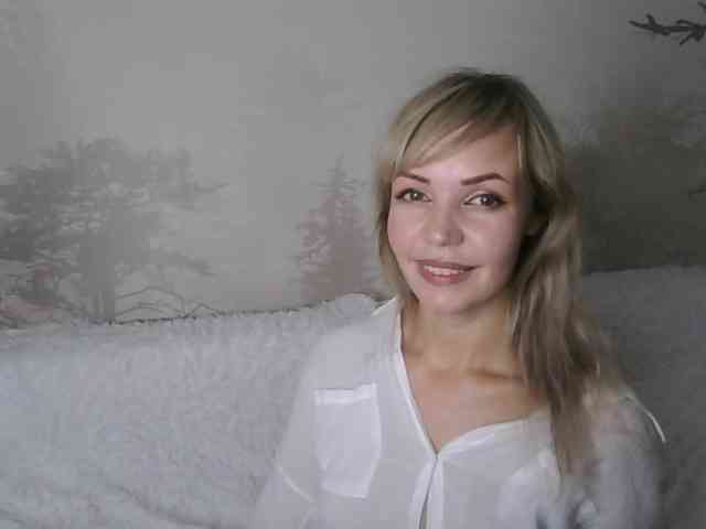 Red_Rose_98 webcam