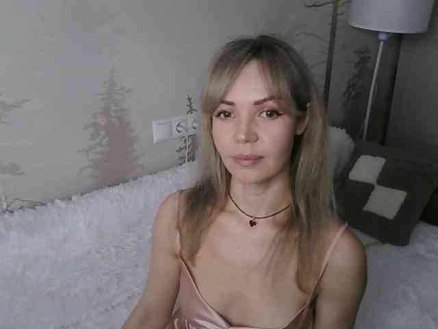 Red_Rose_98 webcam