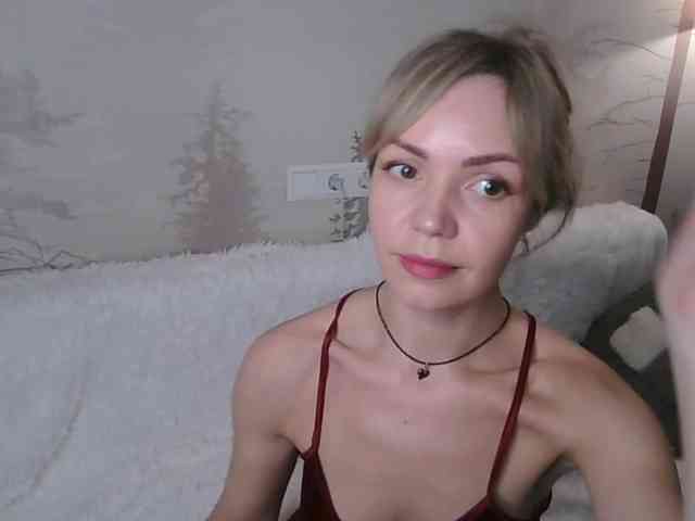 Red_Rose_98 webcam