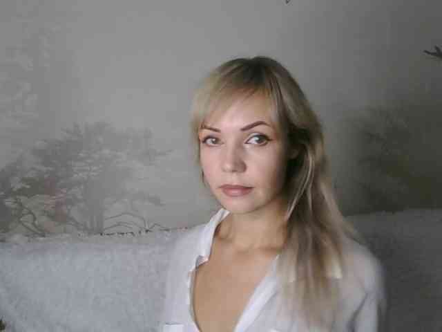 Red_Rose_98 webcam