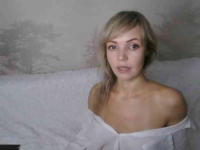 Red_Rose_98 webcam