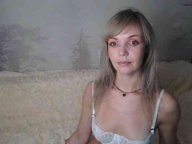 Red_Rose_98 webcam