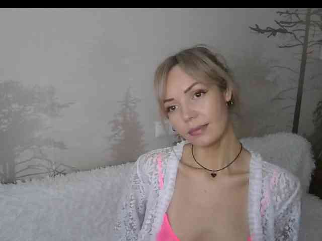 Red_Rose_98 webcam