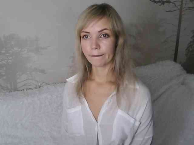 Red_Rose_98 webcam