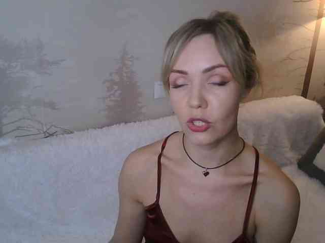 Red_Rose_98 webcam