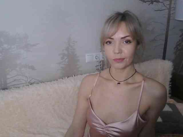 Red_Rose_98 webcam