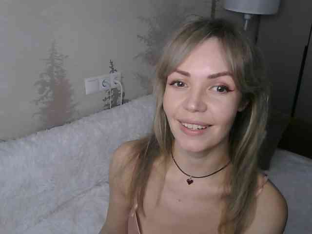 Red_Rose_98 webcam