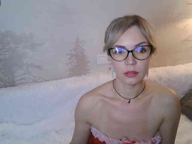 Red_Rose_98 webcam
