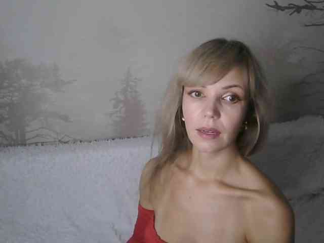 Red_Rose_98 webcam