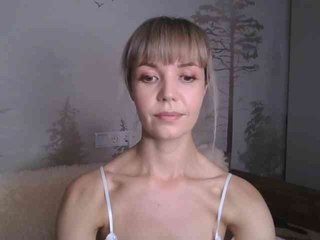 Red_Rose_98 webcam