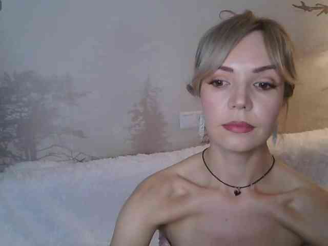 Red_Rose_98 webcam