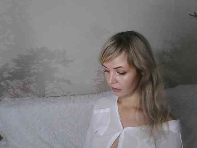 Red_Rose_98 webcam