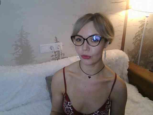 Red_Rose_98 webcam