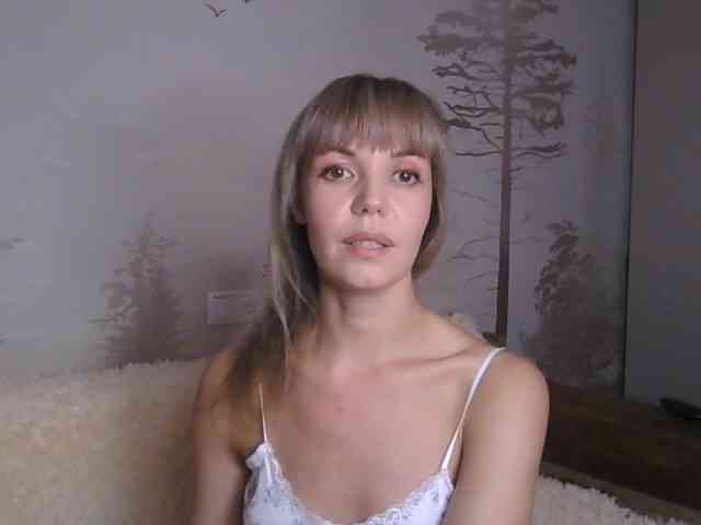 Red_Rose_98 webcam