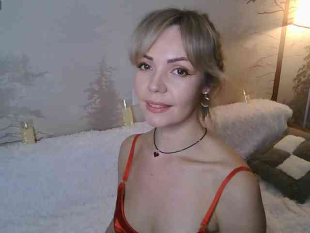 Red_Rose_98 webcam