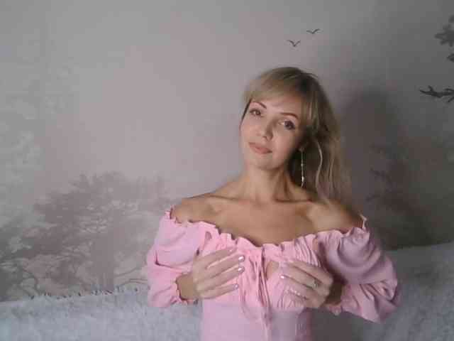 Red_Rose_98 webcam