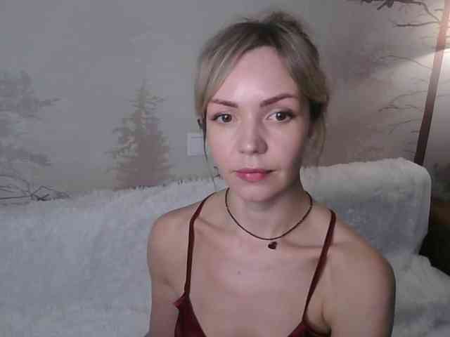 Red_Rose_98 webcam