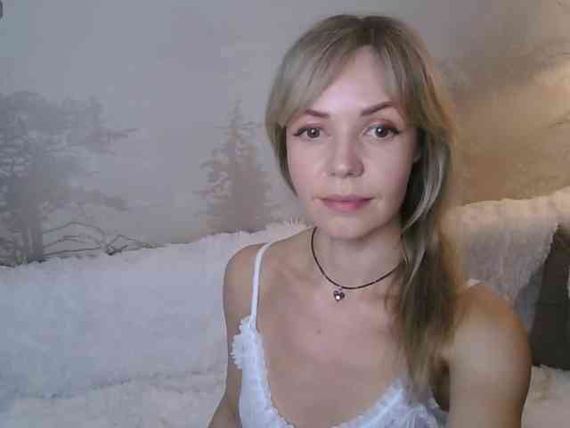 Red_Rose_98 webcam