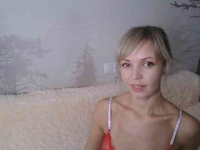 Red_Rose_98 webcam