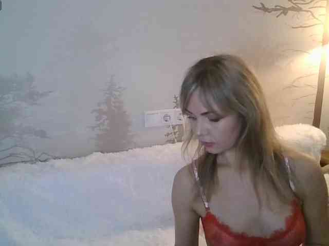 Red_Rose_98 webcam
