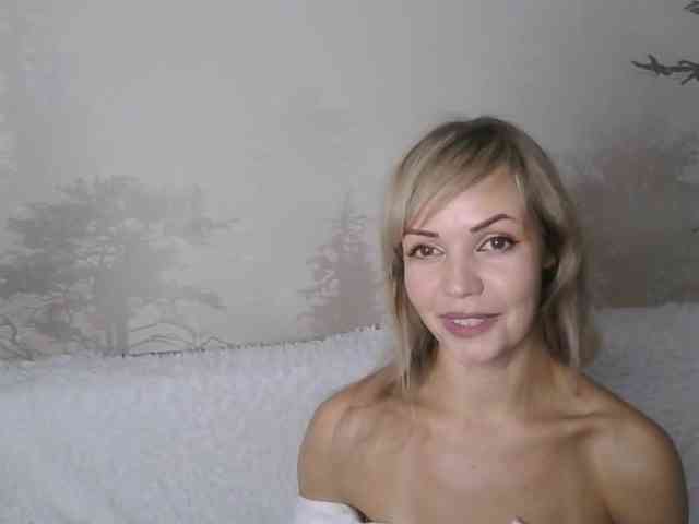 Red_Rose_98 webcam