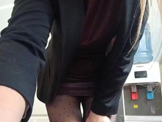 EmmiHot Porn Show