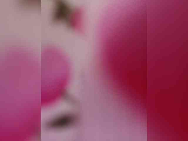 EmmiHot webcam