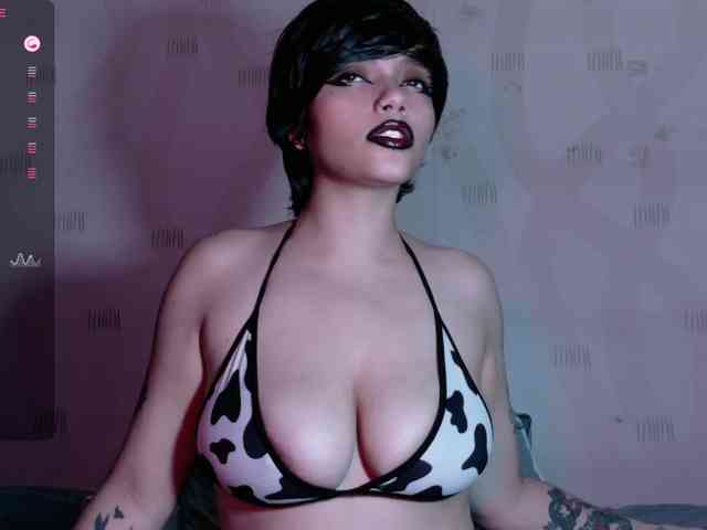 naturaltiits webcam