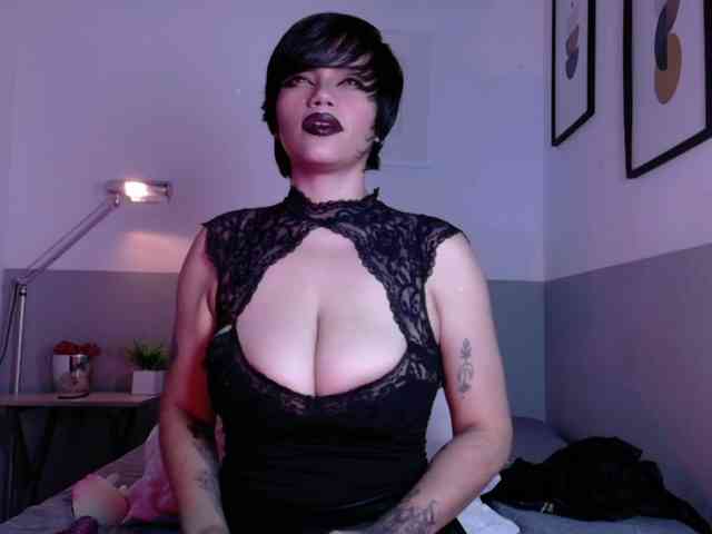 naturaltiits webcam