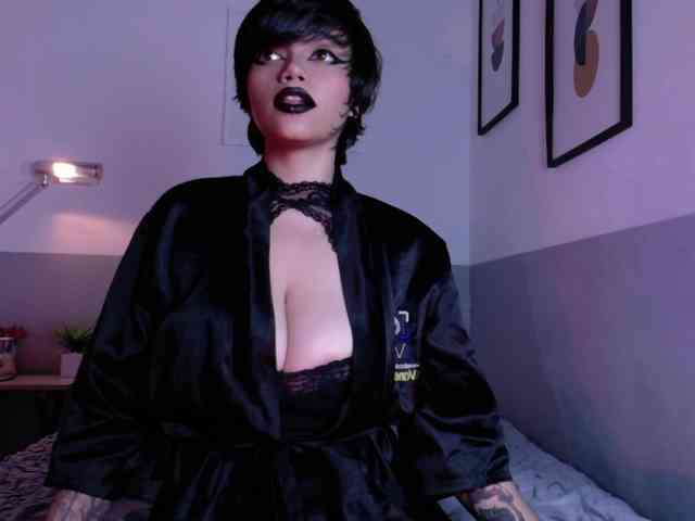 naturaltiits webcam