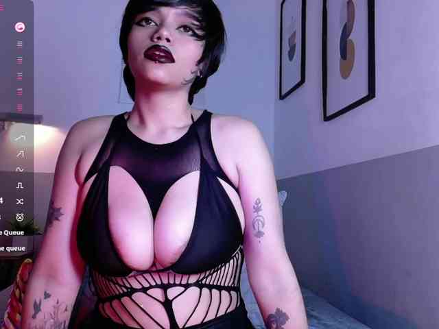 naturaltiits webcam