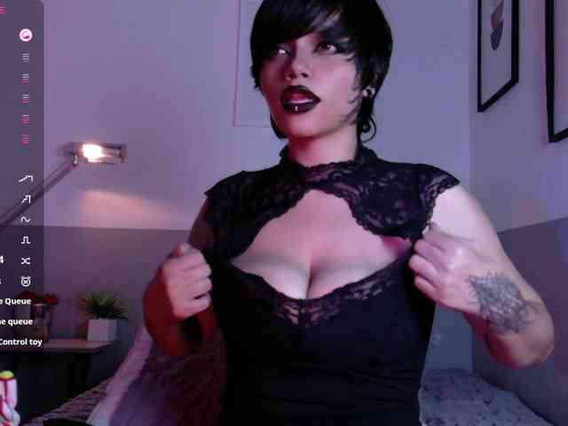 naturaltiits webcam