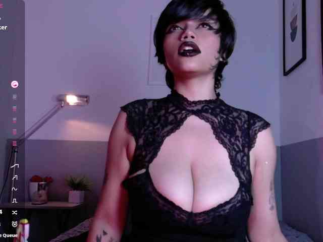naturaltiits webcam