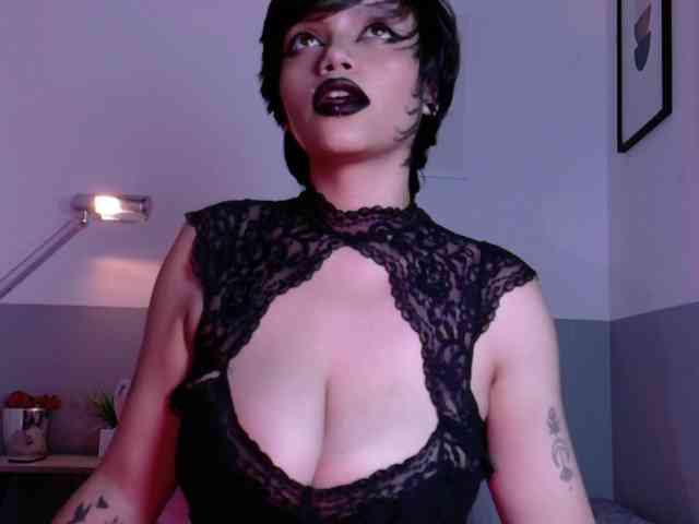 naturaltiits webcam