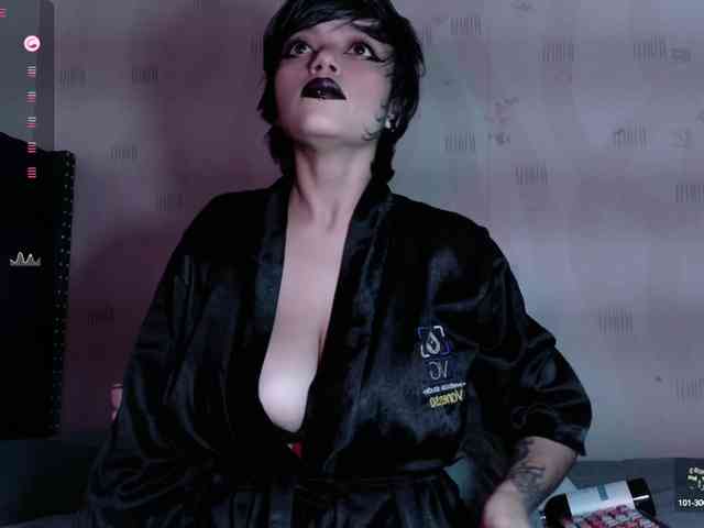 naturaltiits webcam